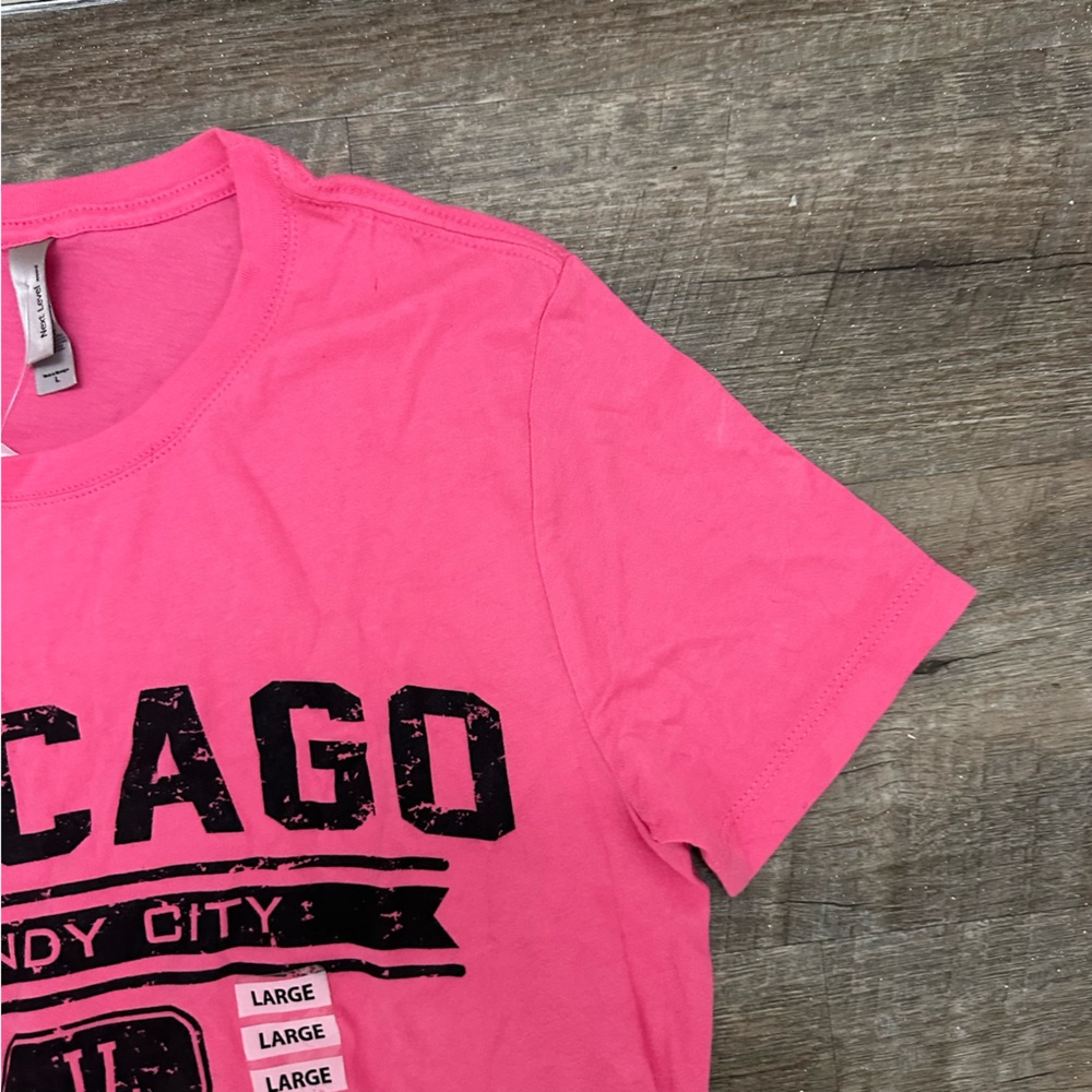 Women’s Short Sleeve Chicago Scoop Neck Hot Pink & Black T-Shirt - Size Large - Picture 4 of 6